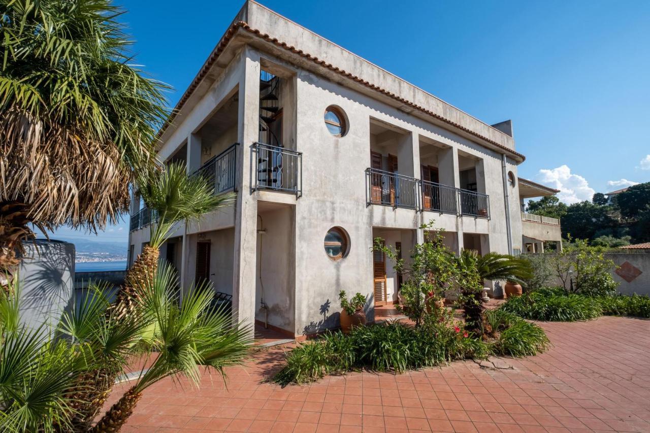 Villa Emy Messina Bagian luar foto